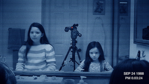 paranormal Activity 3 - Movie Review paranormal Activity 3 - Movie Review