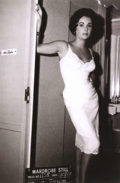 Elizabeth taylor in Cat on a Hot Tin Roof Elizabeth taylor in Cat on a Hot Tin Roof